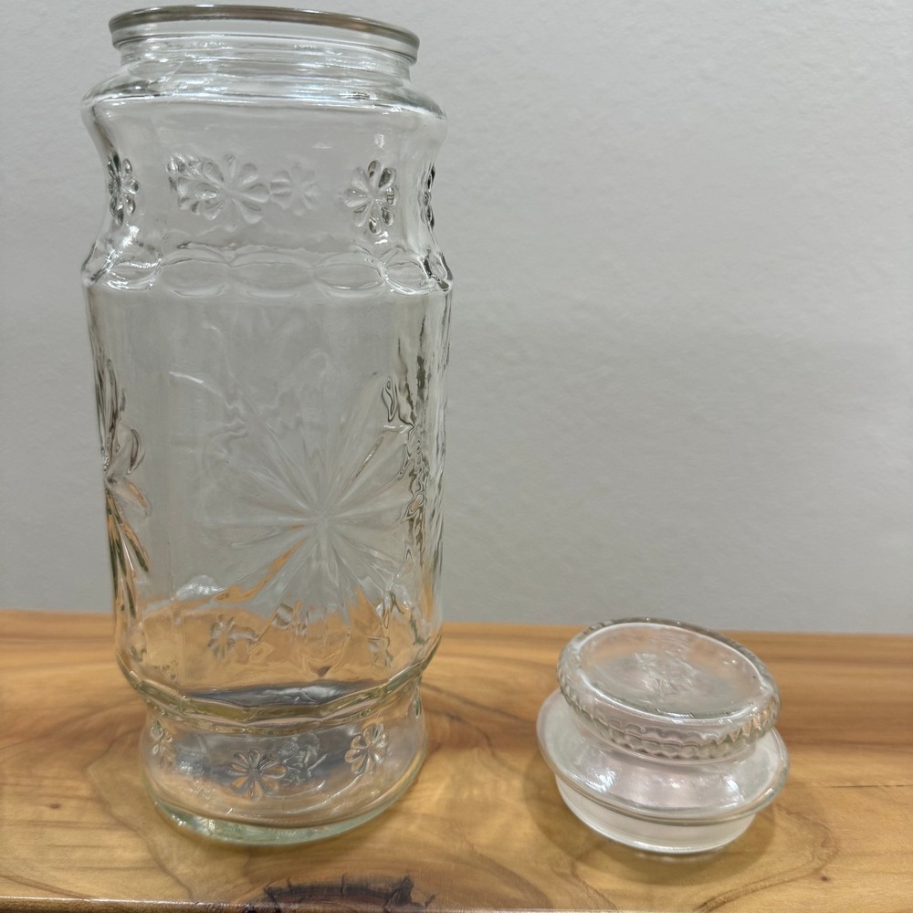 VINTAGE 70s Mr. Peanut Planters Glass Jars (Set of 2) + Rare Silver Plated Spoon - Picture 8 of 16